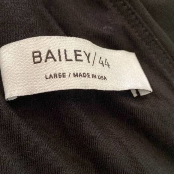 Bailey 44‎ Daikon Black Dress NWT Size Large Cold Shoulder - Picture 7 of 7